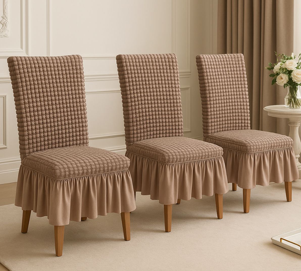 Stolsöverdrag med Skörtdetalj – Perfekt för Bröllop, Fester och Heminredning