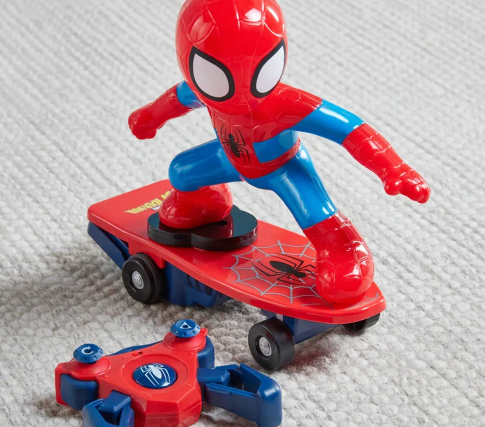 Få upplevelsen av Marvels värld direkt i dina händer!